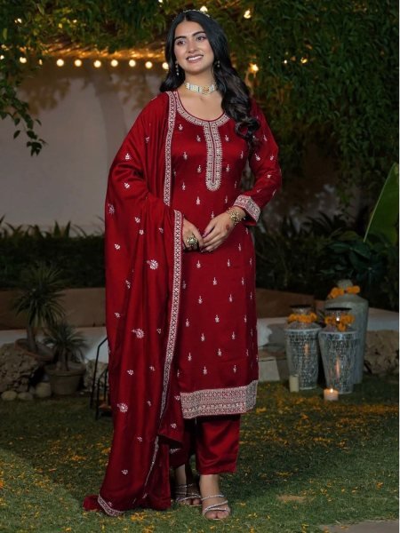 Graceful Red Vichitra Silk Embroidered Kurti Pant Set with Matching Embroidered Dupatta for Women Kurtis