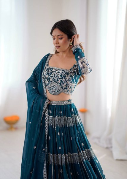 Graceful Teal Blue Heavy Work Lehenga Set for Wedding and Festive Wear Bridal Lehenga Choli