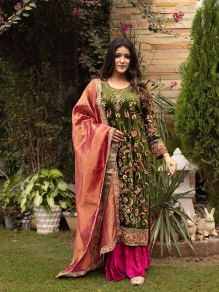 Graceful Velvet 5mm Sequins   Zari Embroidered Kurti Plazzo with Fendi Silk Dupatta for function wear  Kurtis