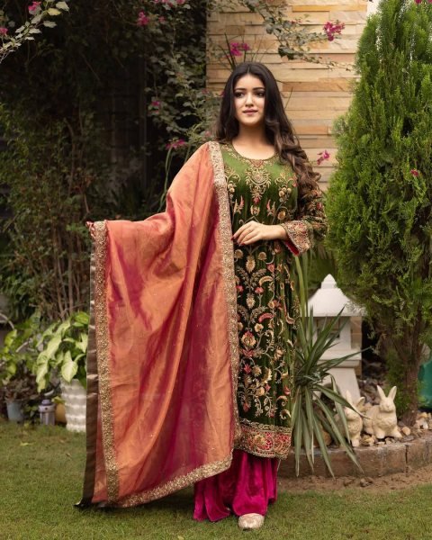 Graceful Velvet 5mm Sequins   Zari Embroidered Kurti Plazzo with Fendi Silk Dupatta for function wear   Straight Cut Long Kurtis