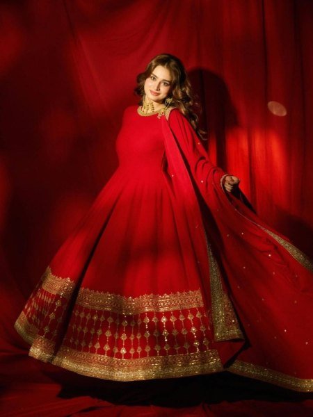 Graceful Vichitra Silk Gown Suit Set for Festive Celebrations 