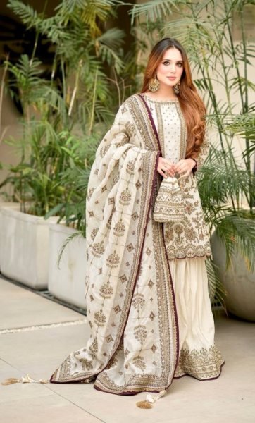 White Plazzo Suit with Sequence Embroidery Work for Exporters and Wholesalers Ready To Wear Collection