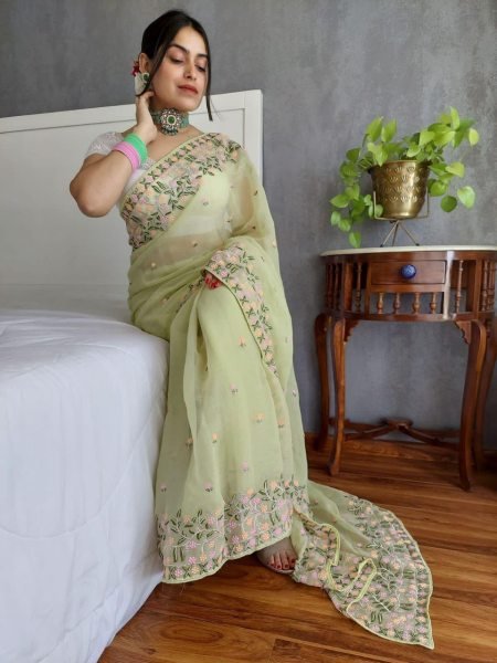 Green Art Silk Saree with zari Embroidery Ideal for Rakhi and Family Functions Embroidery Sarees Wholesale