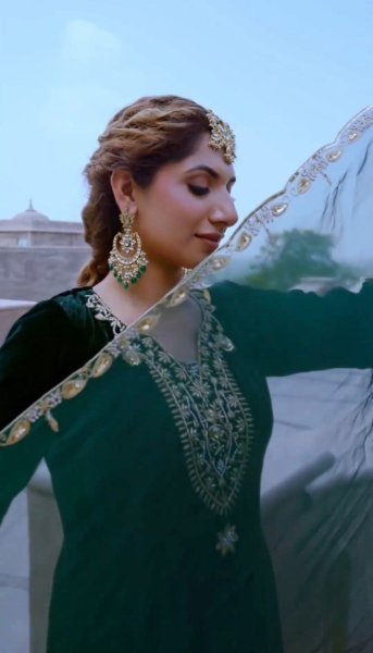 Green Color Velvet Thread Work Suits  Ready To Wear Collection