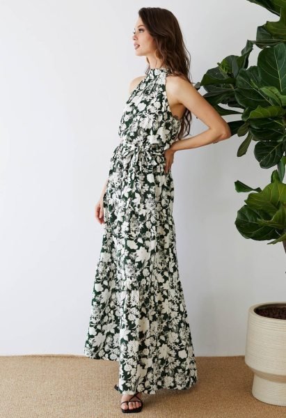 Green Emerald Bloom Linen Cotton Halter Neck Maxi Dress for Resort Wear Western Ladies Top Wholesale