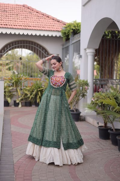 Green Navratri Lehenga Kurti Set with Bandhani Print and Kutchi Work For Garba Night Navratri Lehnega Choli