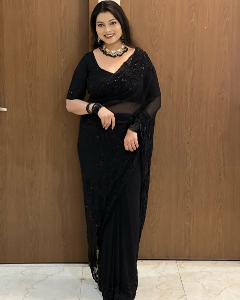 Groundbreaking Black Designer Pure Fox Georgette Saree with Cutwork Border and Fancy Blouse Georgette Sarees Wholesale