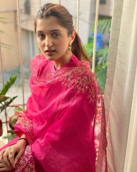 Gulnaar Pink Cotton Silk Kurta Pant Set with Organza Dupatta Ready To Wear Collection