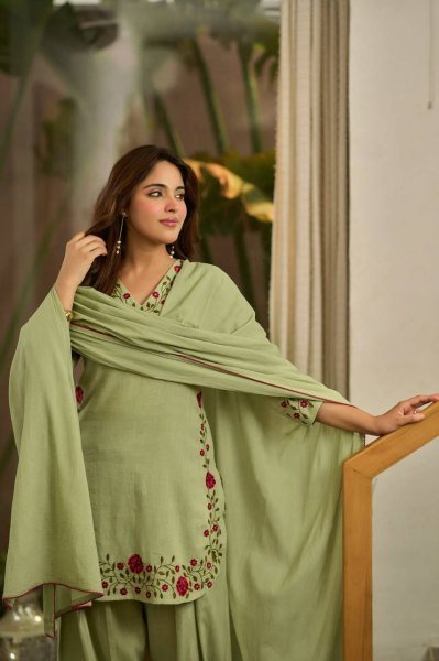 Handcrafted Green Mal Chanderi Cotton Top Farshi Salwar Dupatta Set For Festival Ready To Wear Collection