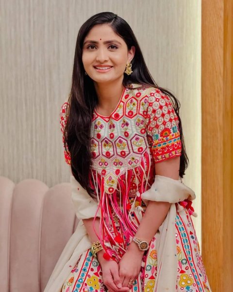 Geeta Rabari Pink Muslin Lehenga Choli with Mirror Work Perfect for Navratri Garba Outfit  Navratri Lehnega Choli