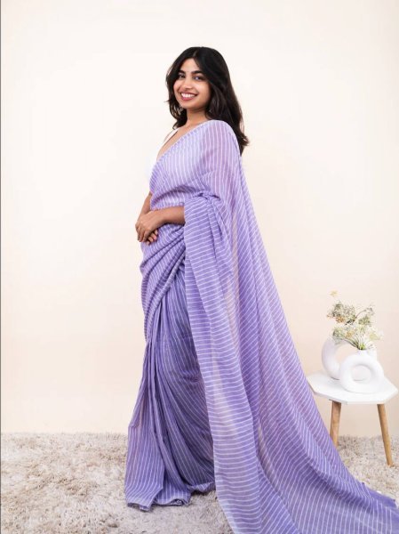 Handcrafted Purple Party Wear Linen Cotton Digital Printed Saree for Women Printed Cotton Sarees Wholesale