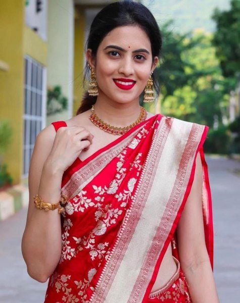 Handcrafted Red Lichi Silk Designer Saree with Exclusive Jacquard Border Blouse Silk Sarees Wholesale
