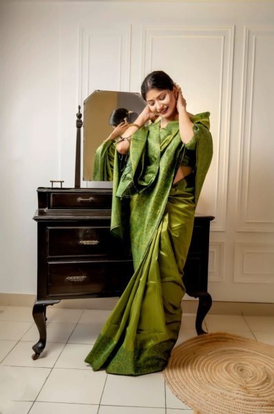 HandLoom Raw Silk Saree With Rich Weaving Pallu   Silk Sarees Wholesale