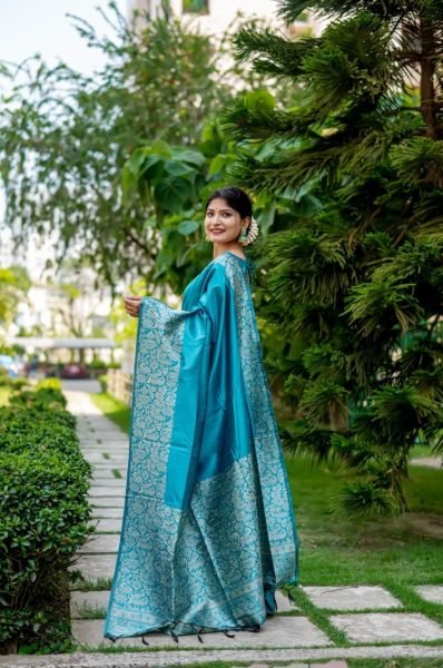 HandLoom Raw Silk Saree With Rich Weaving Pallu   Silk Sarees Wholesale