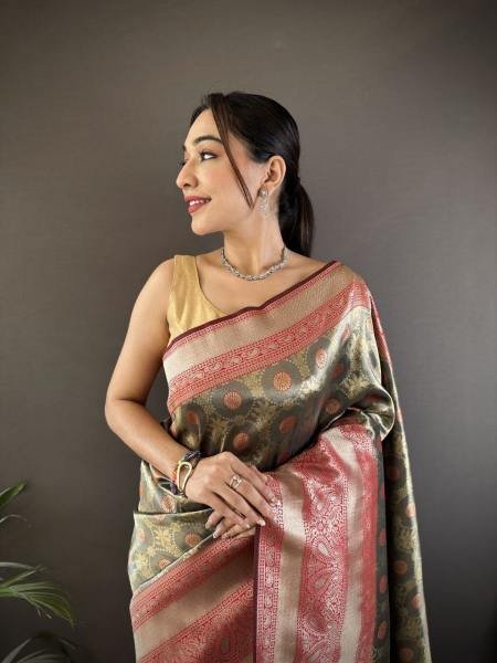 Handpicked Pure Dharmavaram Silk Saree with Copper and Gold Zari Weaving At Best Price Embroidery Sarees Wholesale