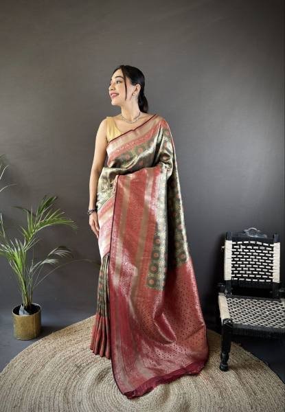 Handpicked Pure Dharmavaram Silk Saree with Copper and Gold Zari Weaving At Best Price Embroidery Sarees Wholesale
