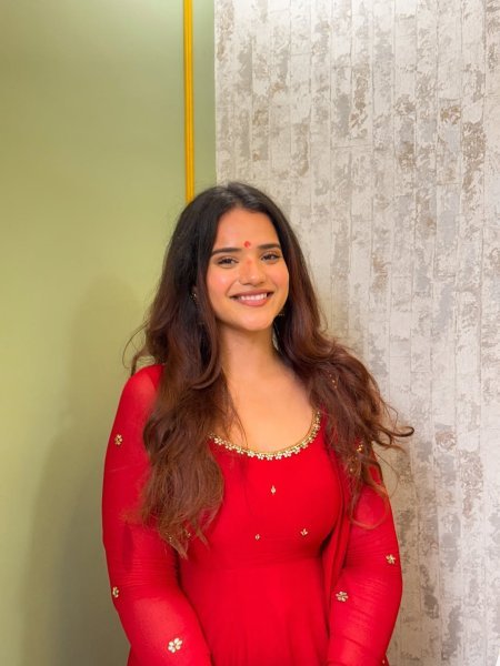  Handwork Fox Georgette Suit Set with Lace Dupatta Perfect for Weddings Embroidery Kurtis 