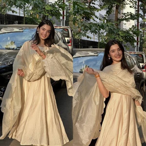 Heavy Embroidered White Anarkali Gown with 7 Meter Flair For Party Wear Anarkali Kurtis 