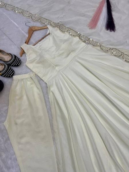 Heavy Embroidered White Anarkali Gown with 7 Meter Flair For Party Wear Anarkali Kurtis 