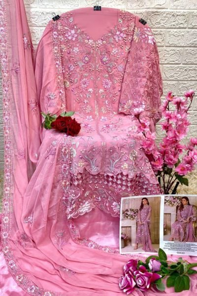 Heavy Faux Georgette Wholesale Pakistani Suit Latest Collection Pakistani Suits Wholesale