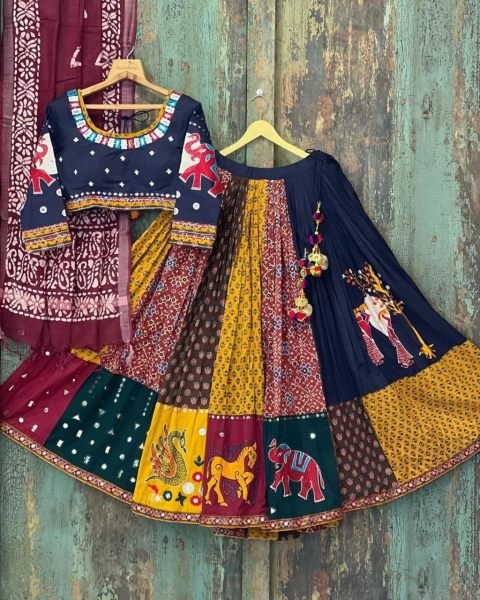 Heavy Muslin Cotton Printed Lehenga Choli With Real Mirror Work  Navratri Lehnega Choli