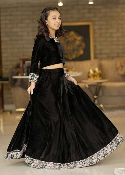 Heavy Viscose Velvet Kids Embroidery Work Lehenga Choli  Girls Wear