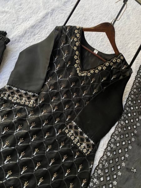 Heritage luxury Wear Black Embroidered Kurti Plazzo Set With Cut Work And Dupatta Ready To Wear Collection