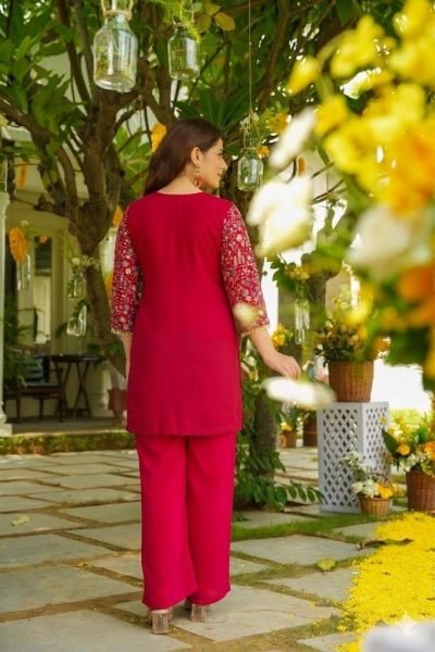 High tech Red Crepe Silk Kurti Pant Set with Embroidery Work for Women CO ORD Sets