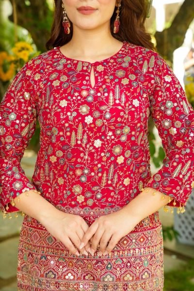 High tech Red Crepe Silk Kurti Pant Set with Embroidery Work for Women CO ORD Sets
