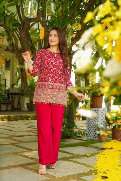 High tech Red Crepe Silk Kurti Pant Set with Embroidery Work for Women CO ORD Sets