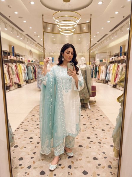 Ice Blue Pur Roman Glass With Embroidery Thread Work Suit With Bottom And Soft Liaoning Naylon Orgenza Dupatta Ready To Wear Collection