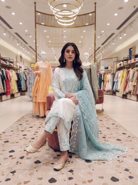 Ice Blue Pur Roman Glass With Embroidery Thread Work Suit With Bottom And Soft Liaoning Naylon Orgenza Dupatta Ready To Wear Collection