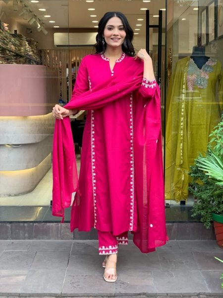 Iconic Designer PV Chanderi Kurti with Matching Pant   Embroidered Chanderi Dupatta for Exporters at Wholesale Rate  Straight Cut Long Kurtis