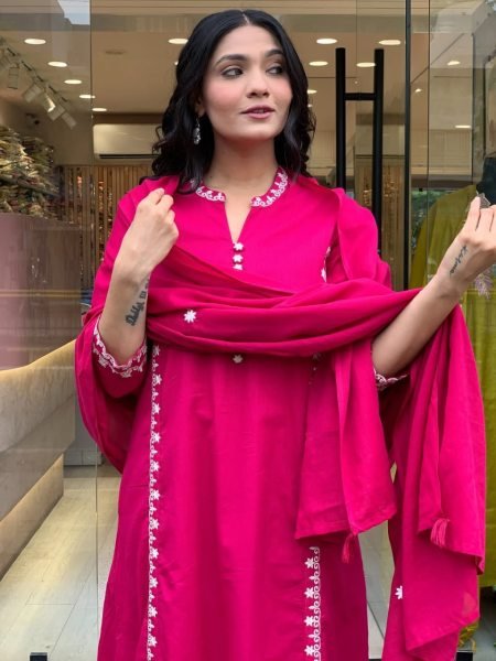 Iconic Designer PV Chanderi Kurti with Matching Pant   Embroidered Chanderi Dupatta for Exporters at Wholesale Rate  Straight Cut Long Kurtis