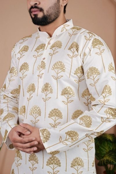 Iconic White Stylish Silk Kurta Pajama Set for Festive Collection at Manufacturer Price Kurta Pajama Wholesale