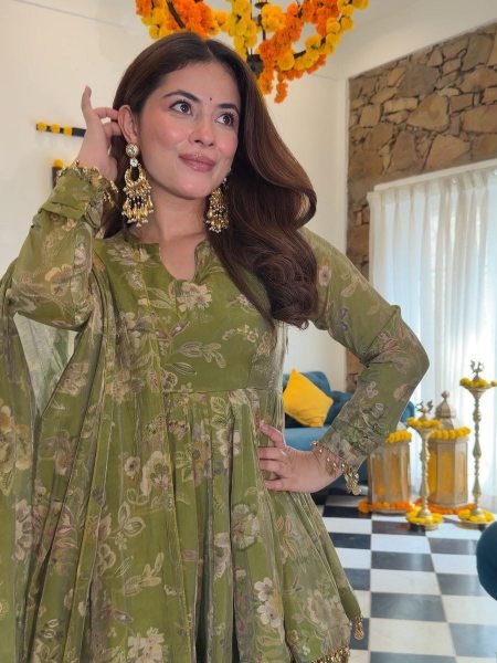 Impressive Green Soft Tabby Organza Top Plazo Dupatta Set with Floral Digital Print For Festival 3 Piece Kurti Set