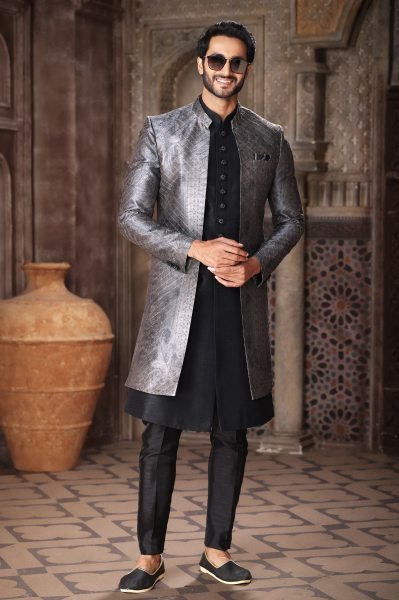 Impressive Grey Trendy Indo Western Dress for Men Ethnic Collection Kurta Pajama Wholesale