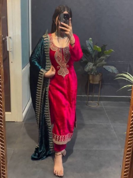 Impressive Party Wear Velvet Embroidered Suit with Dupatta At Wholesale Rate  