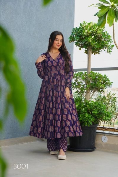 Impressive Purple Rayon Digital Printed Kurti With Matching Bottom for Exporters at Wholesale Rate Printed Kurtis
