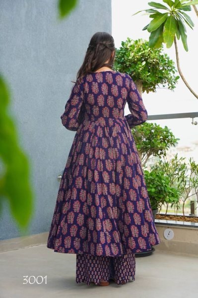 Impressive Purple Rayon Digital Printed Kurti With Matching Bottom for Exporters at Wholesale Rate Printed Kurtis