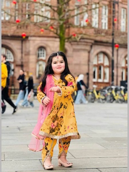 In New Designe Georgette Kids Dhoti Salwar Suits Collection  Girls Wear