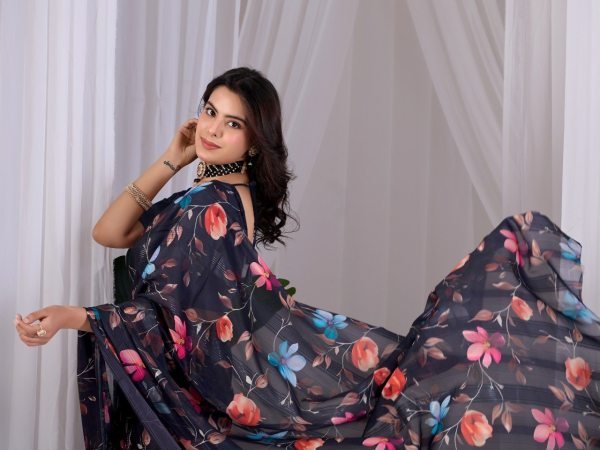Ingenious Black Pastel Saree with Digital Print for Summer Wear Printed Cotton Sarees Wholesale