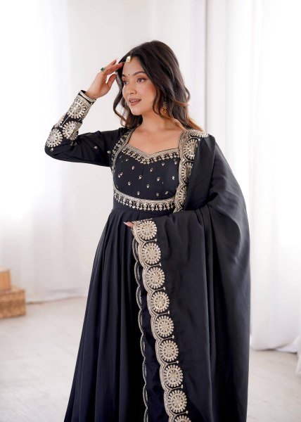 Ingenious Black Roman Silk Gown with Embroidery Sequence Work For Festival Collection Ready To Wear Collection