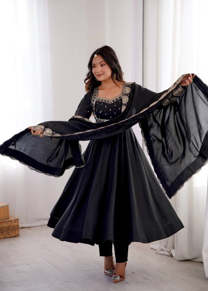Ingenious Black Roman Silk Gown with Embroidery Sequence Work For Festival Collection Ready To Wear Collection