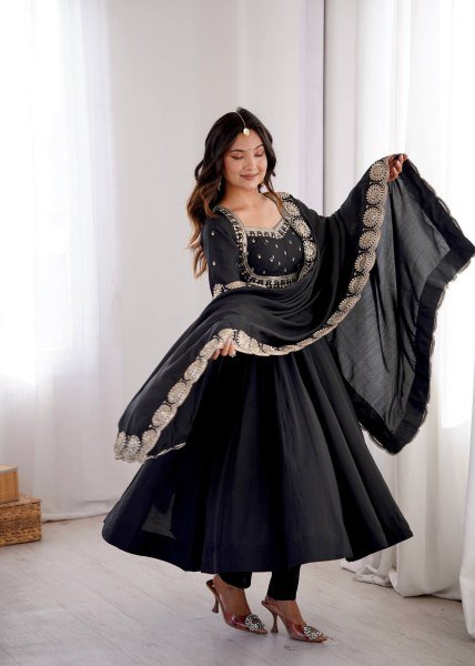 Ingenious Black Roman Silk Gown with Embroidery Sequence Work For Festival Collection Ready To Wear Collection