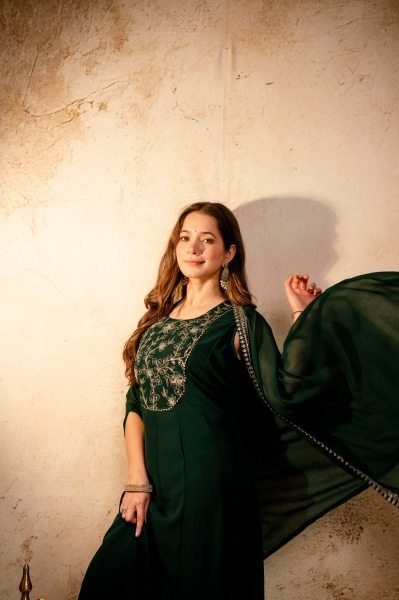 Ingenious Green Elegant Sleeveless Anarkali Dress with Cape for Special Occasions Anarkali Kurtis 