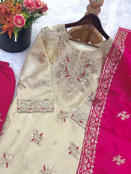 Ingenious Pink GMY Silk Suit with Designer Dupatta for Traditional Celebrations Ready To Wear Collection
