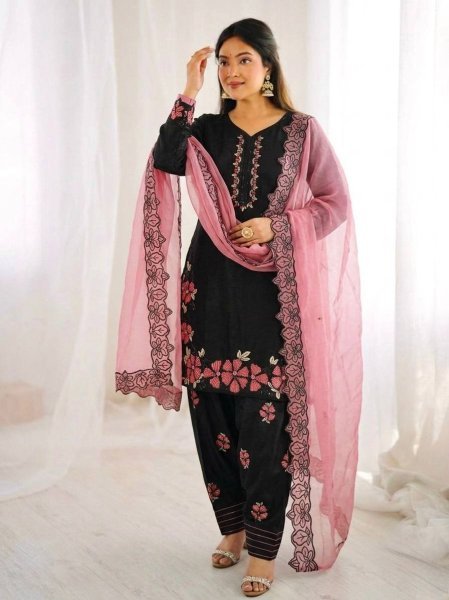 Innovative Black Salwar Kameez Suit With Pink Embroidery And Matching Dupatta Ready To Wear Collection