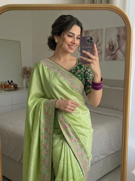 Innovative Green Designer Saree Pink Floral Embroidery Border Sarees 