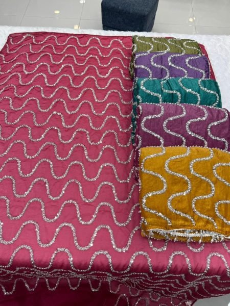 Innovative Green Designer Soft Silk Saree with Intricate Wave Pattern Embroidery Silk Sarees Wholesale